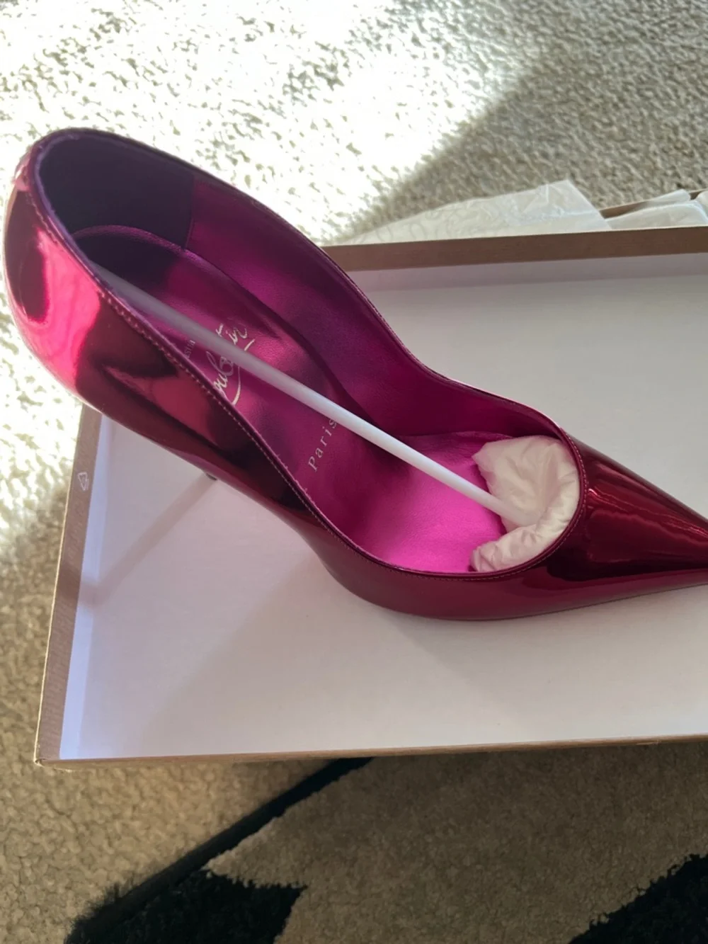 Christian Louboutin Miss Z Metallic Fuchsia Pumps - Picture 5 of 10
